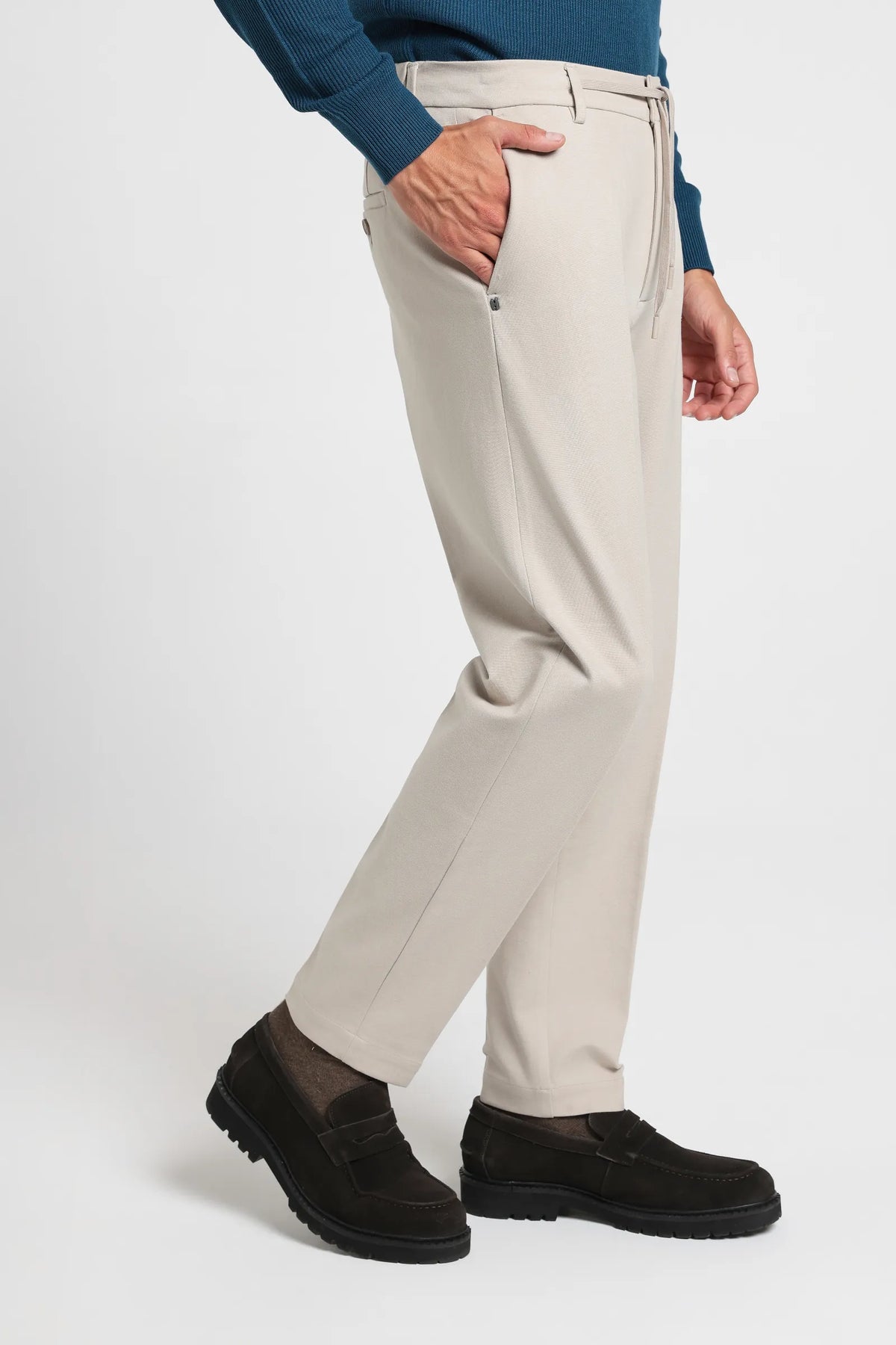 #colore_beige