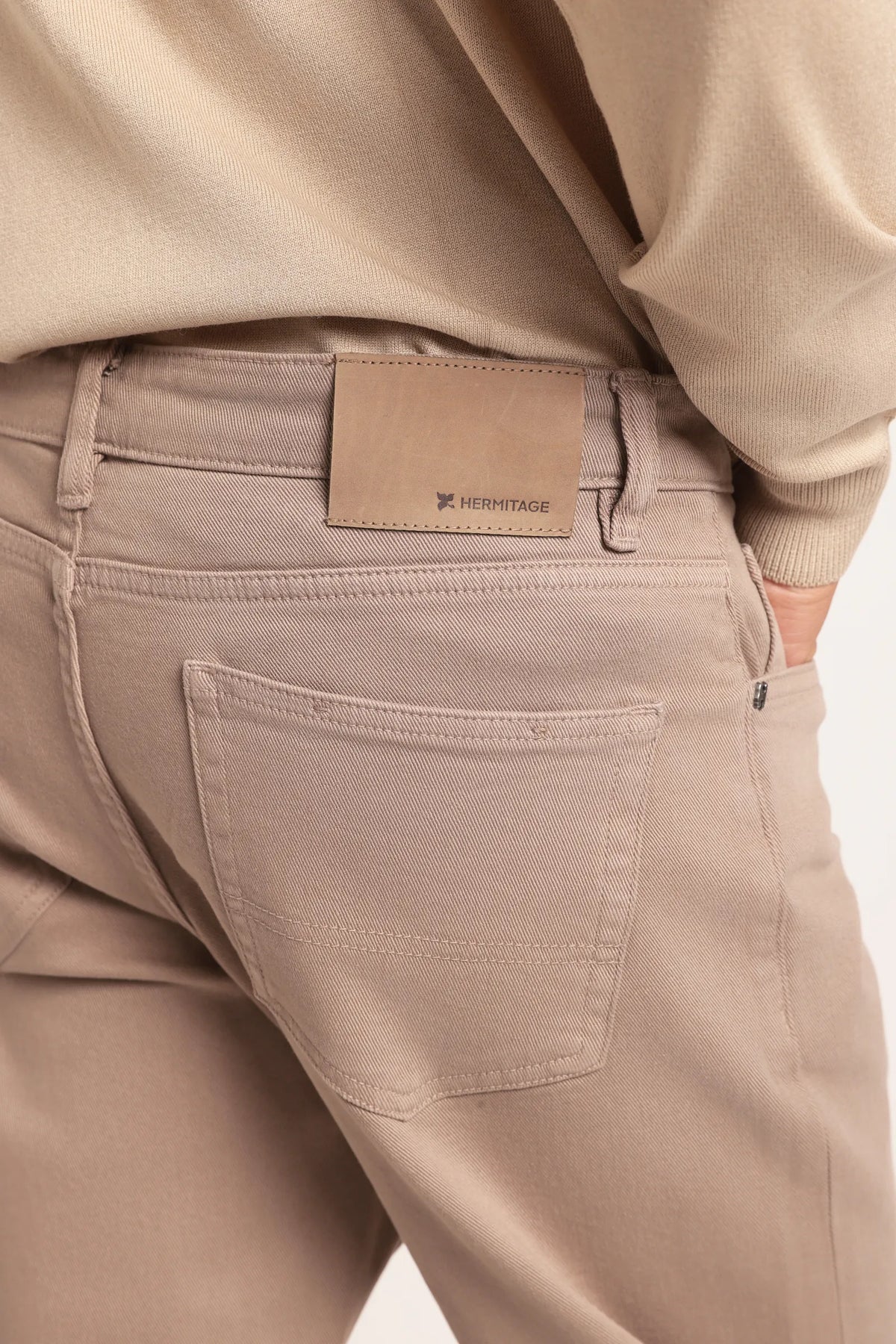 #colore_beige