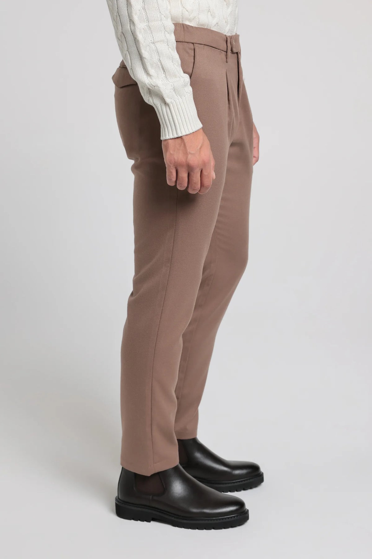 #colore_beige