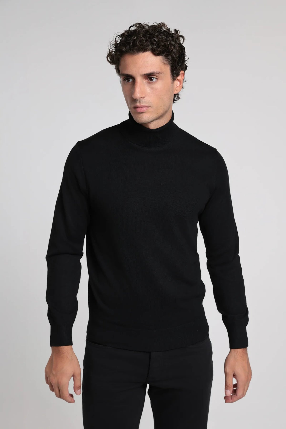 #colore_nero