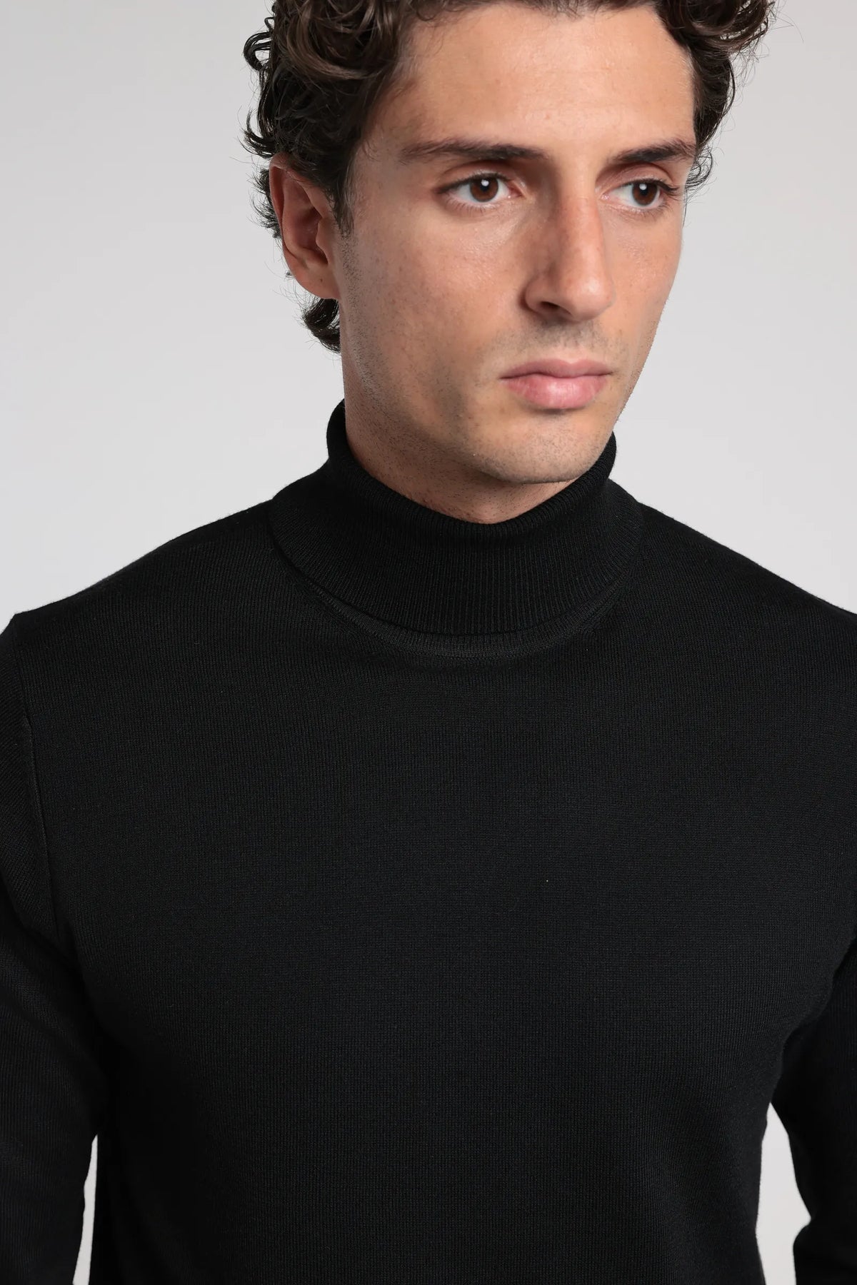 #colore_nero
