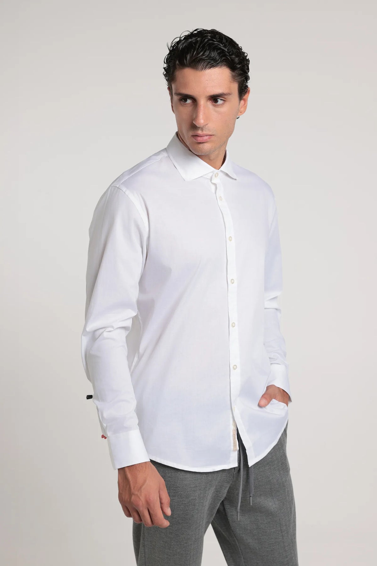 #colore_bianco