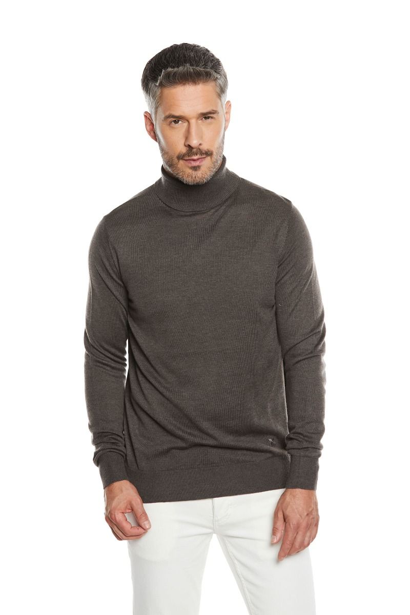 Maglia dolcevita uomo basic